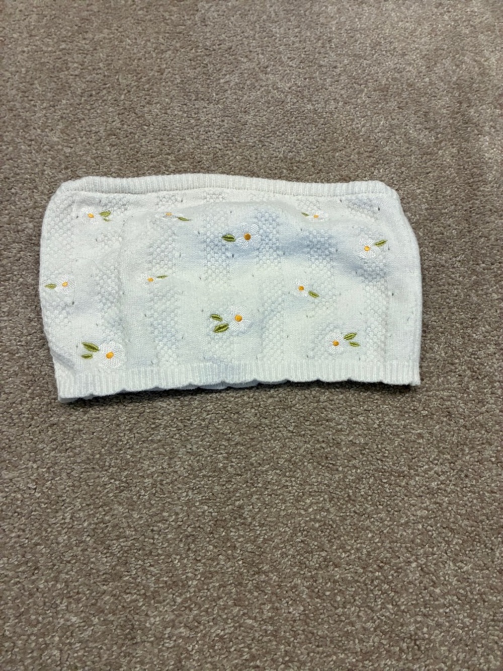 Forever 21 White Knit Floral Embroidered Strapless Crop Top